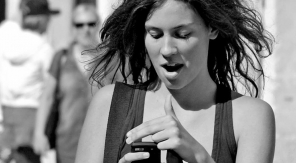 6x waarom content marketeers mobiel moeten denken - zwartwit
